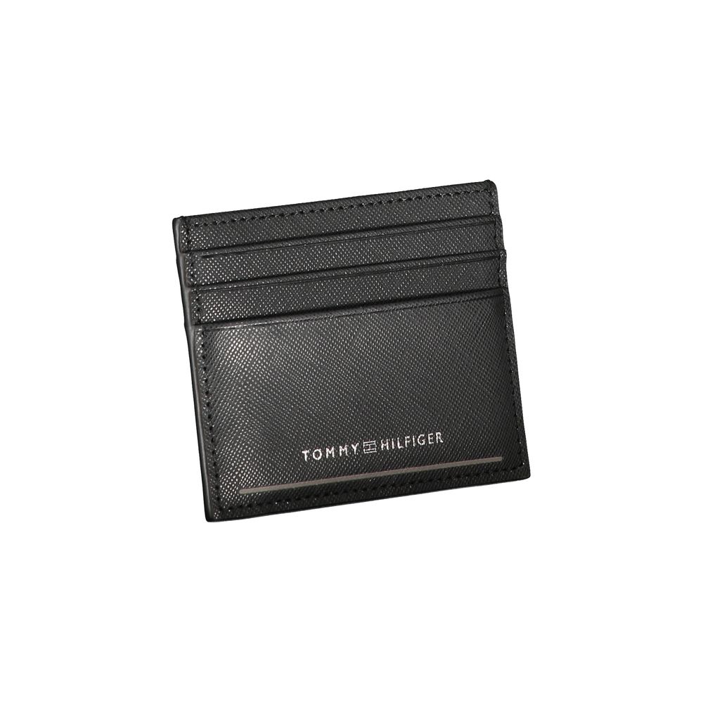 Sleek Black Leather Card Holder with Contrast Details