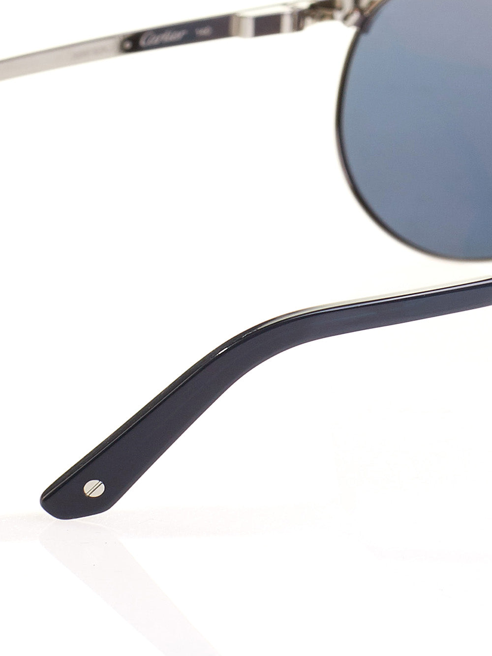 Elegant Silver-Tone Pilot Sunglasses