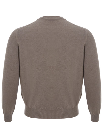 Elegant Dove Grey Cashmere Sweater