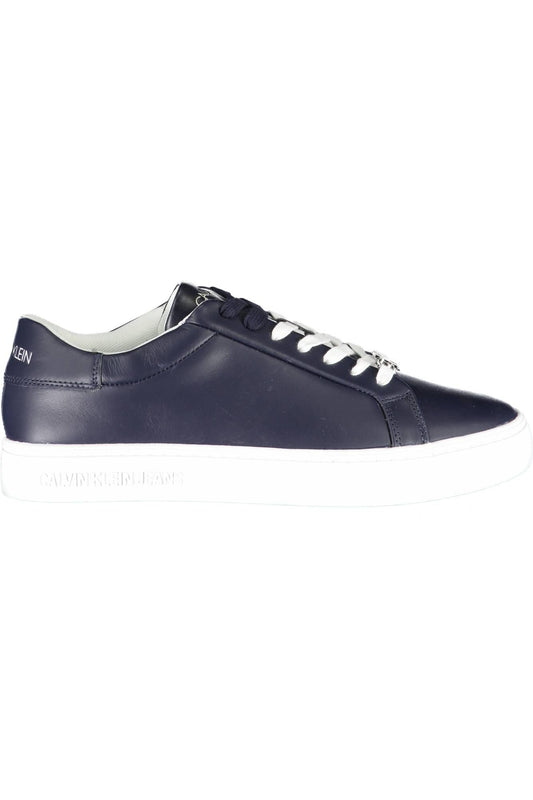 Sleek Blue Sneakers with Contrasting Details