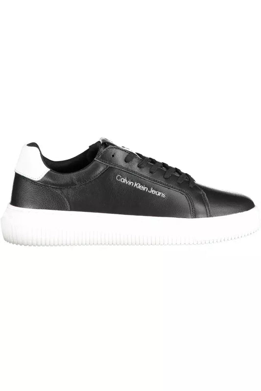 Sleek Black Sporty Sneakers with Contrasting Detail