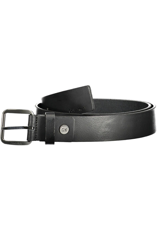 Sleek Leather Belt with Metal Buckle