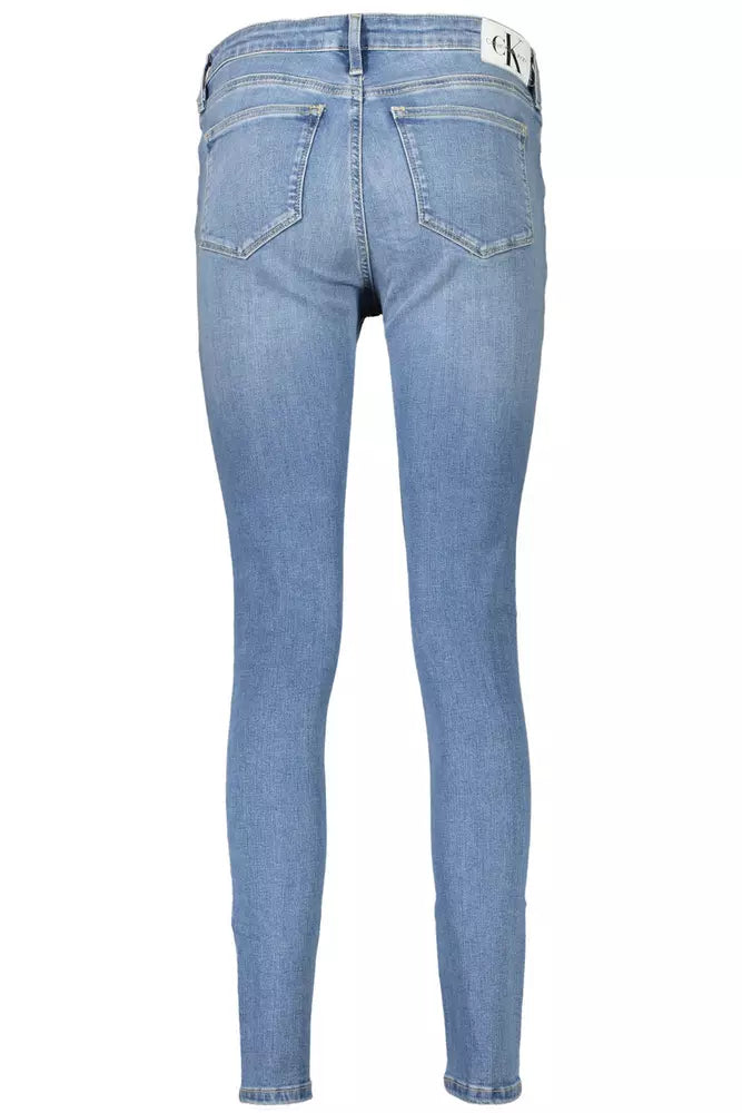 Chic Skinny Jeans in Light Blue