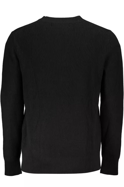 Sleek Long-Sleeved Crew Neck Shirt with Logo