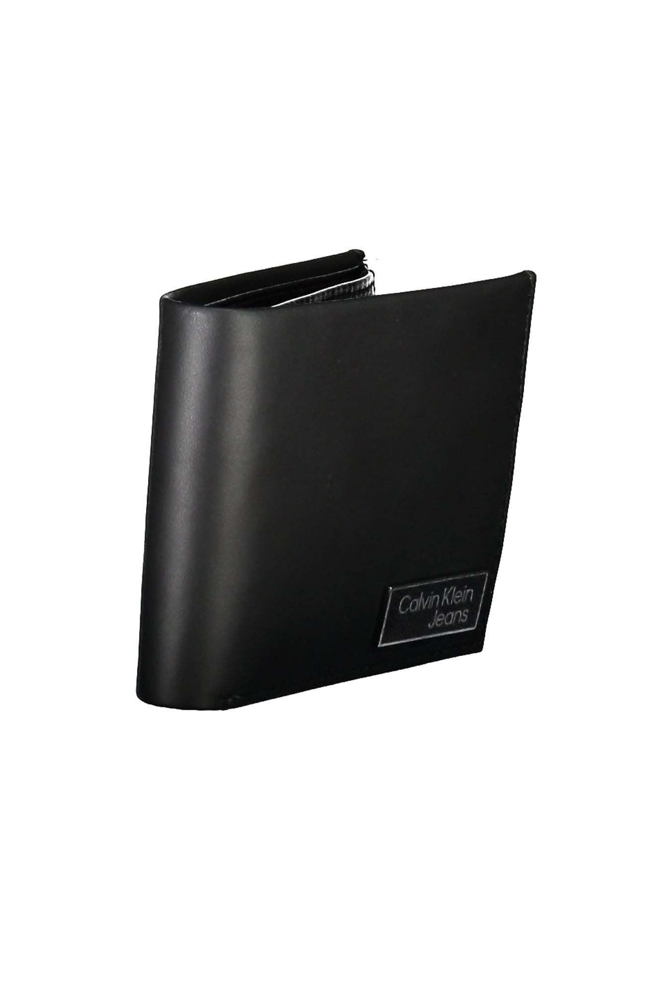 Sleek Black Leather Wallet with Double Card Spaces