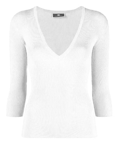 Chic V-Neck Ribbed Sweater with Quarter Sleeves