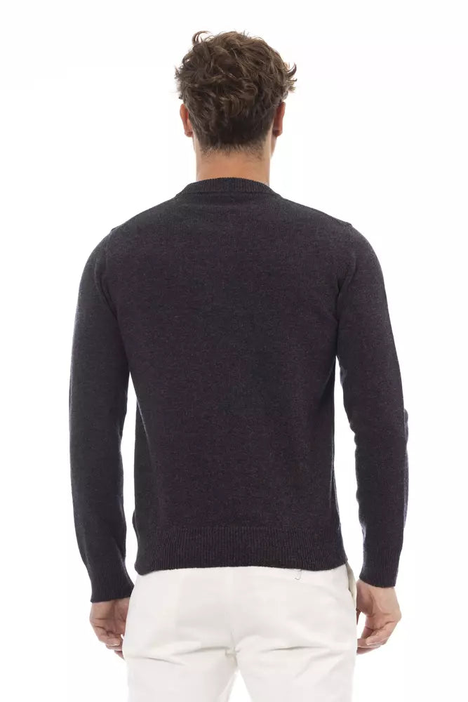 Elegant Crewneck Wool Sweater in Timeless Black