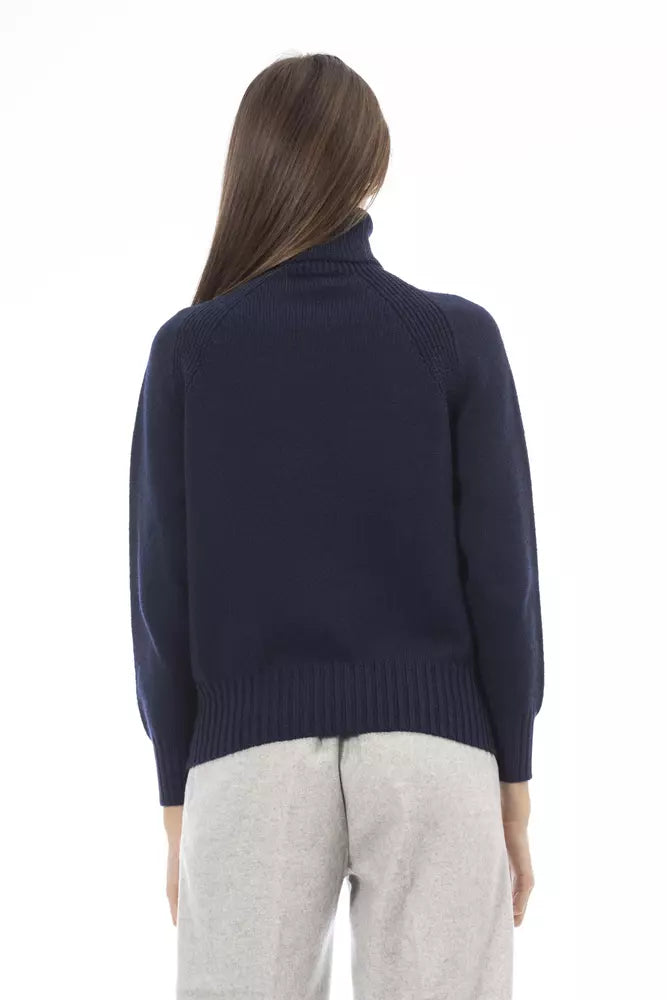 Elegant Turtleneck Sweater in Chic Blue