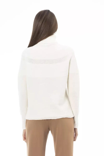 Elegant Turtleneck Sweater in Pure White