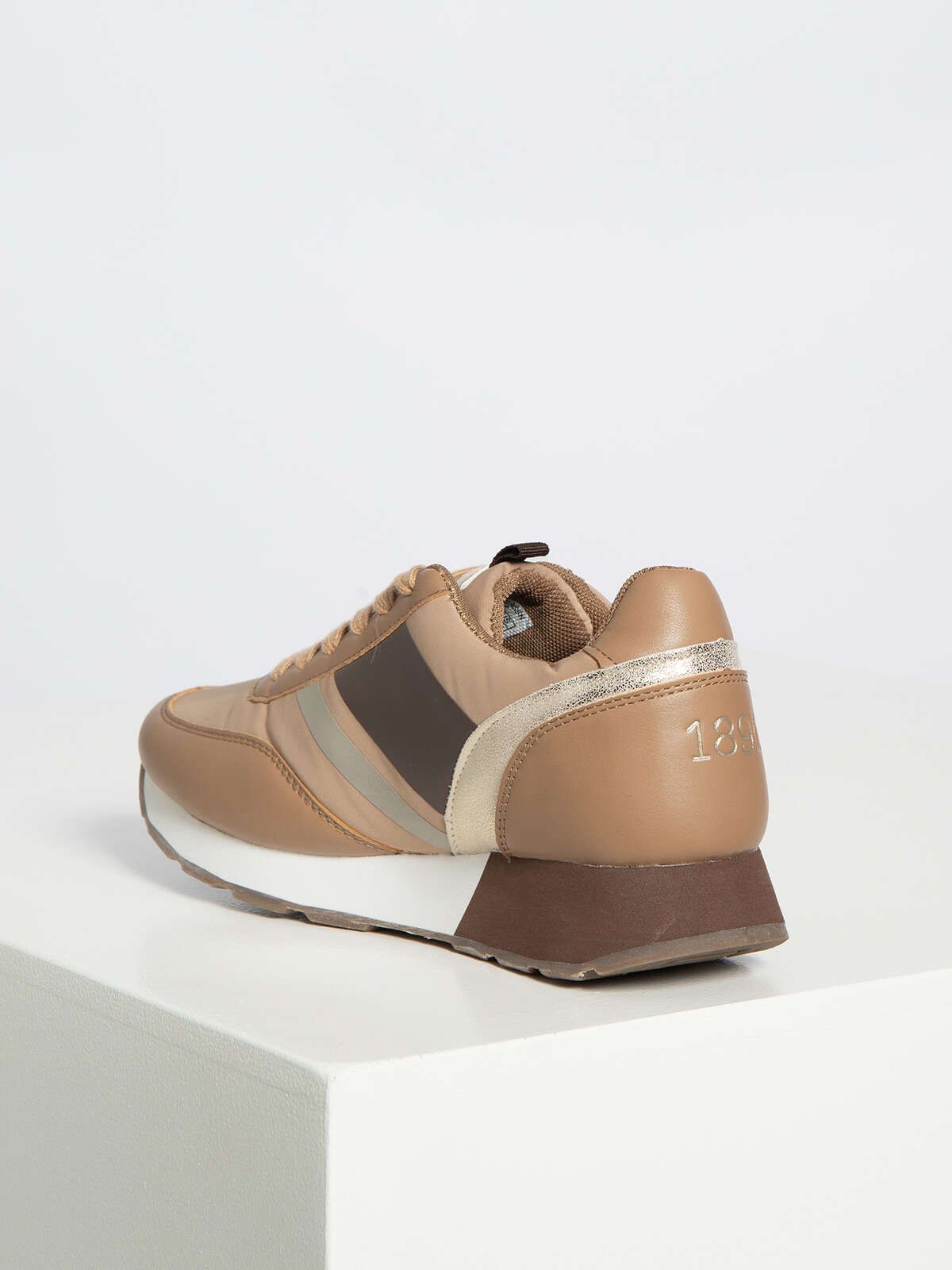 Chic Beige Eco-Fabric Sneakers with Contrasting Accents