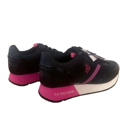 Chic Black Sneakers with Vibrant Fuchsia Accents