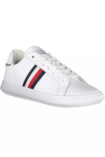 Sleek White Sneakers with Contrasting Accents