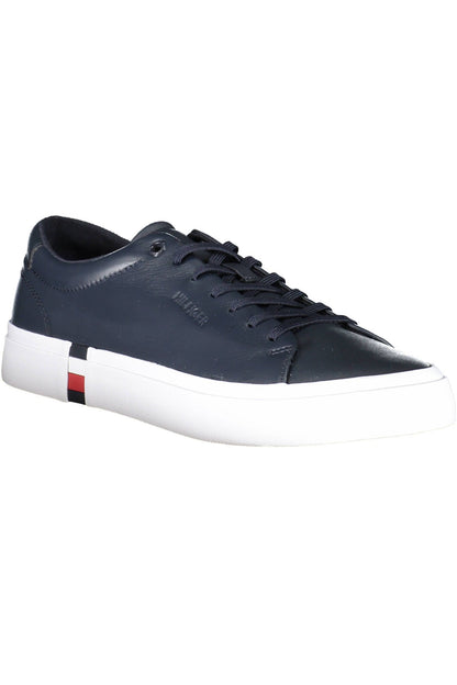 Sleek Blue Sports Sneakers with Contrast Detail