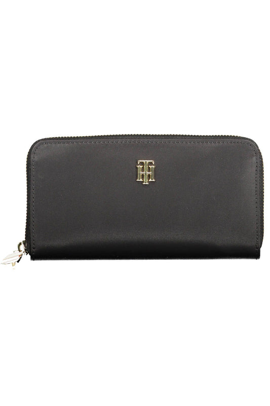 Elegant Black Designer Wallet with Refined Details