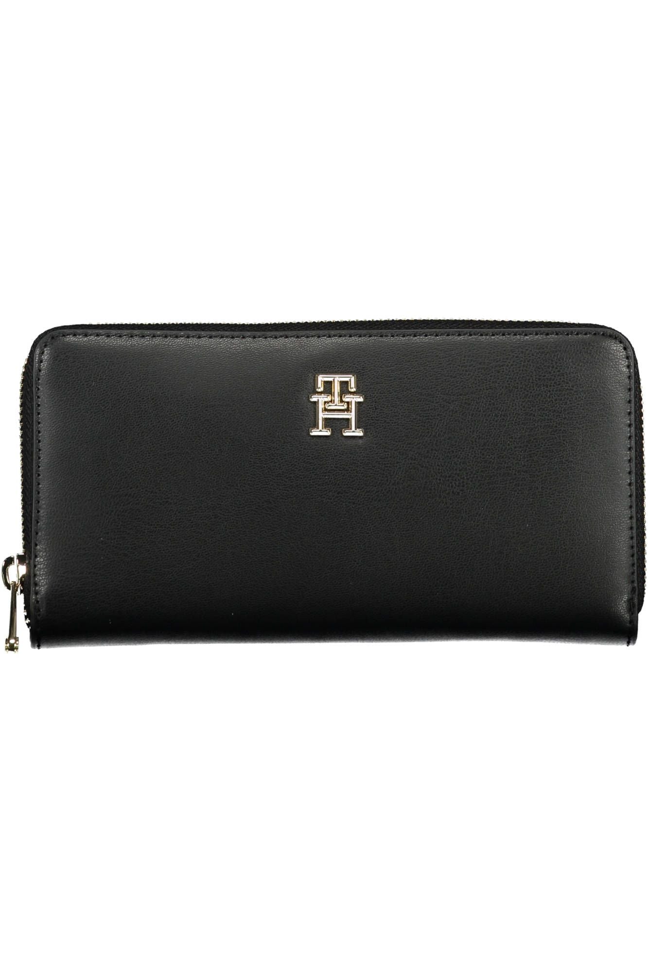 Elegant Black Wallet with Contrasting Details