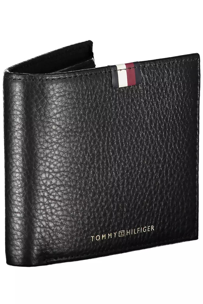 Elegant Black Leather Wallet with Contrast Details