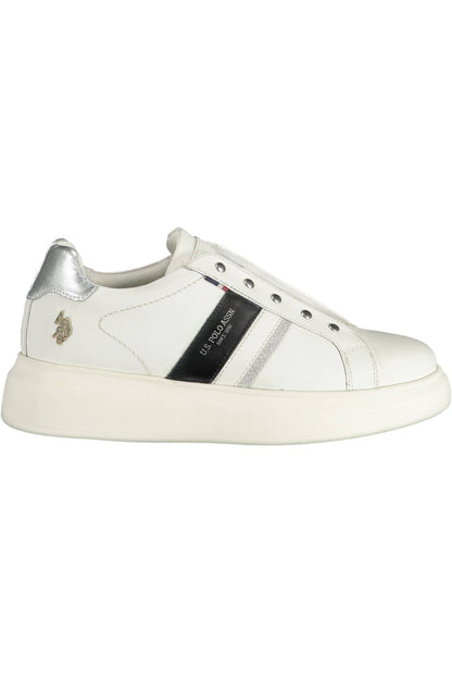 Chic White Sporty Sneakers with Contrasting Accents